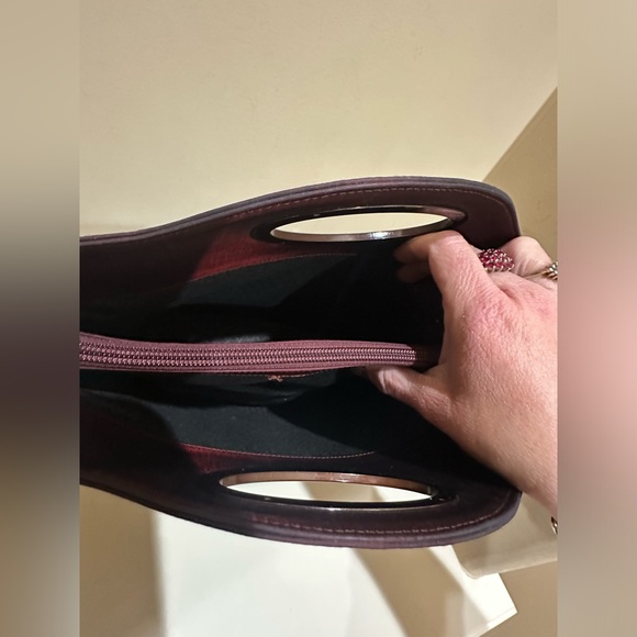 Gucci Ombré Structured Top Handle Tote - Picture 12 of 13